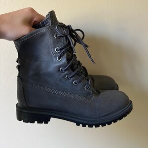 Women’s Gray Unionbay Boots